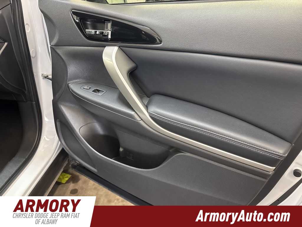 Thumbnail: 2024 Mitsubishi Eclipse Cross - 35