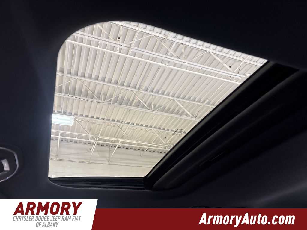 Thumbnail: 2026 Jeep Grand Cherokee - 24