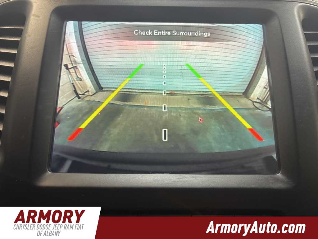 Thumbnail: 2023 Jeep Cherokee - 17