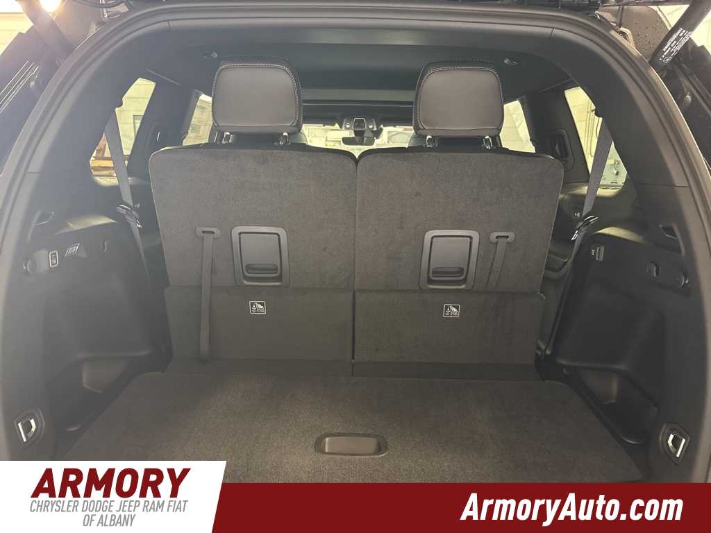 Thumbnail: 2025 Jeep Grand Cherokee L - 27