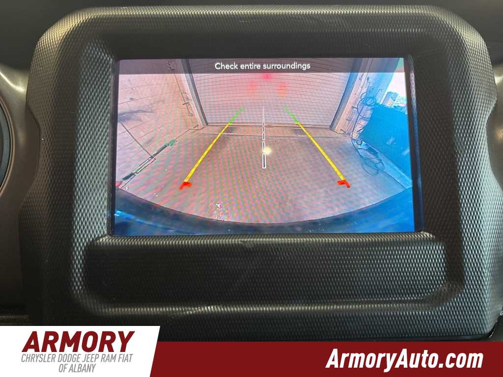 Thumbnail: 2022 Jeep Wrangler - 18