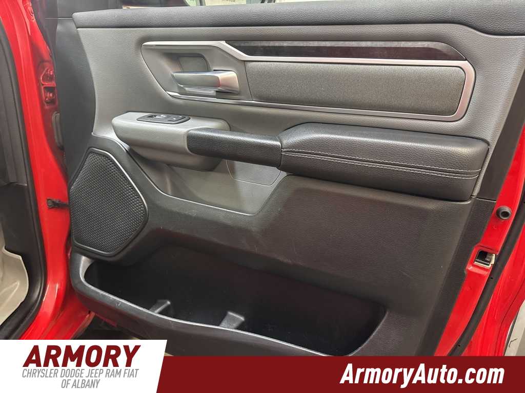 Thumbnail: 2020 RAM 1500 - 32