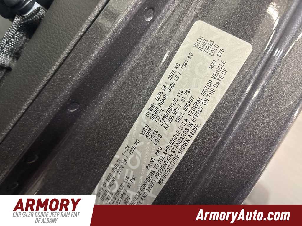 Thumbnail: 2024 Jeep Wrangler - 37