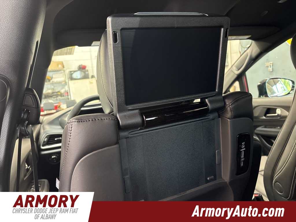 Thumbnail: 2026 Chrysler Pacifica - 26