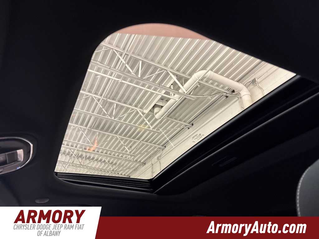 Thumbnail: 2025 Jeep Grand Cherokee - 23