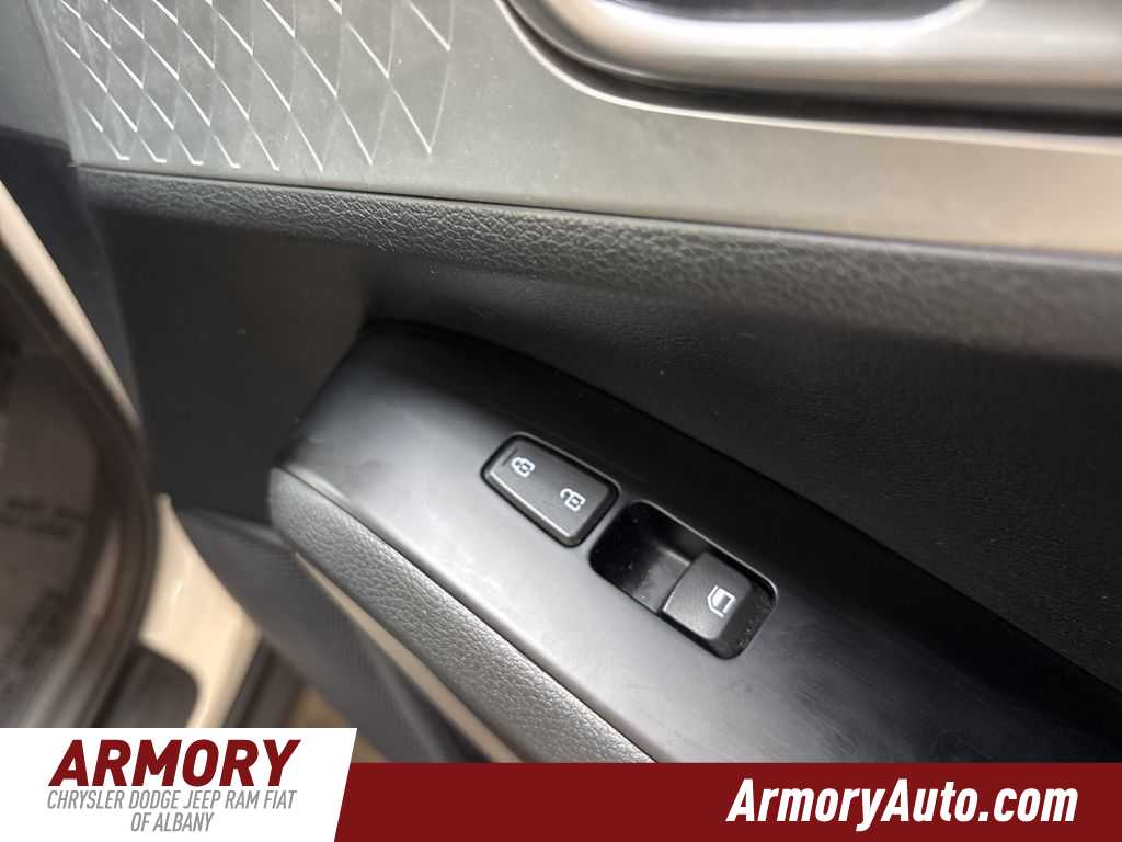 Thumbnail: 2024 Kia Soul - 33