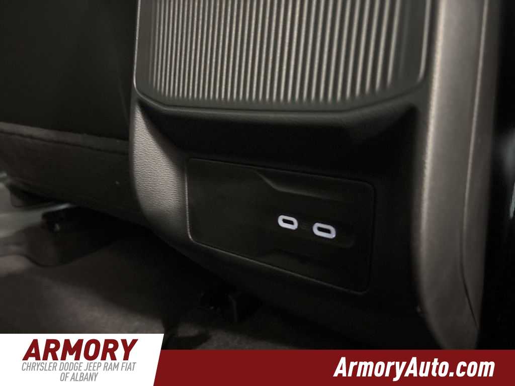 Thumbnail: 2026 Jeep Cherokee - 35