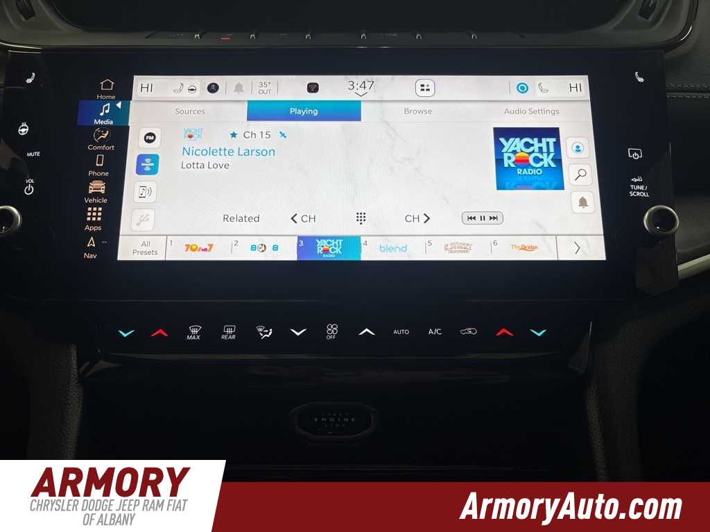 Thumbnail: 2026 Jeep Grand Cherokee - 17