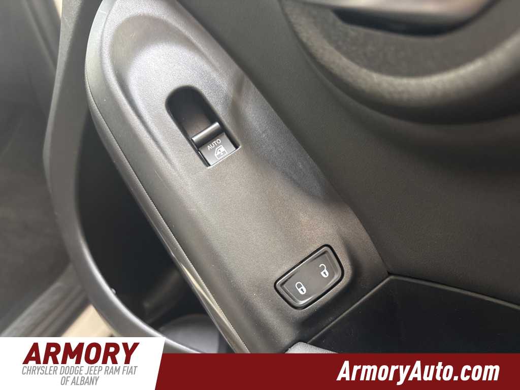 Thumbnail: 2020 Fiat 500X - 36