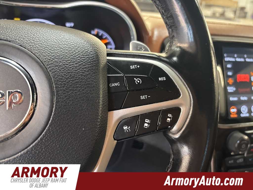 Thumbnail: 2020 Jeep Grand Cherokee - 18