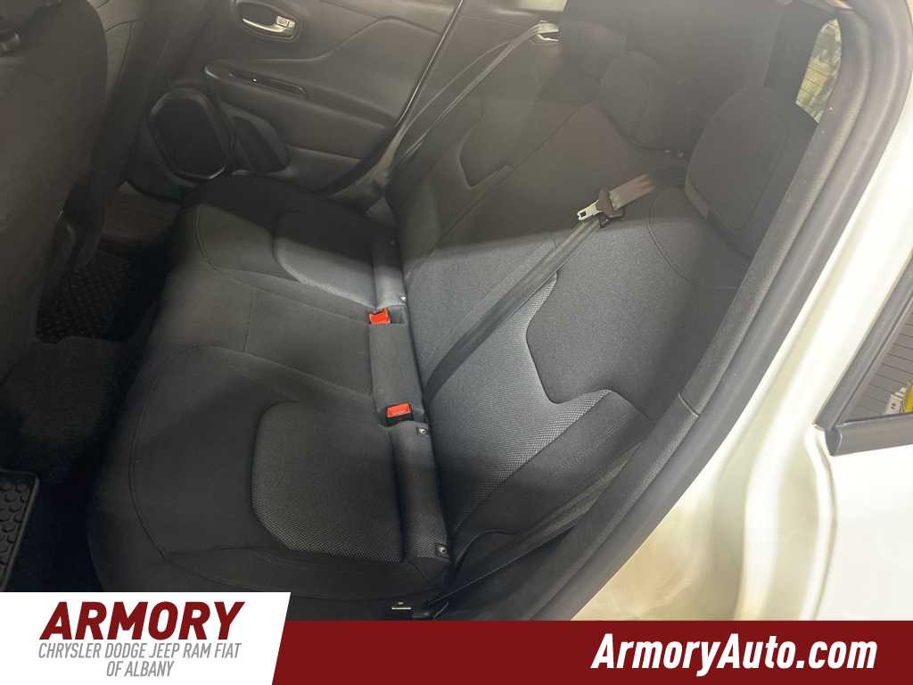 Thumbnail: 2023 Jeep Renegade - 27