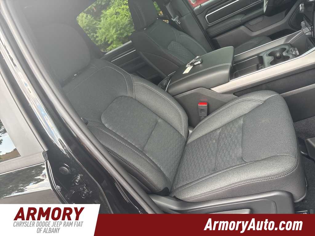 Thumbnail: 2026 RAM 1500 - 31