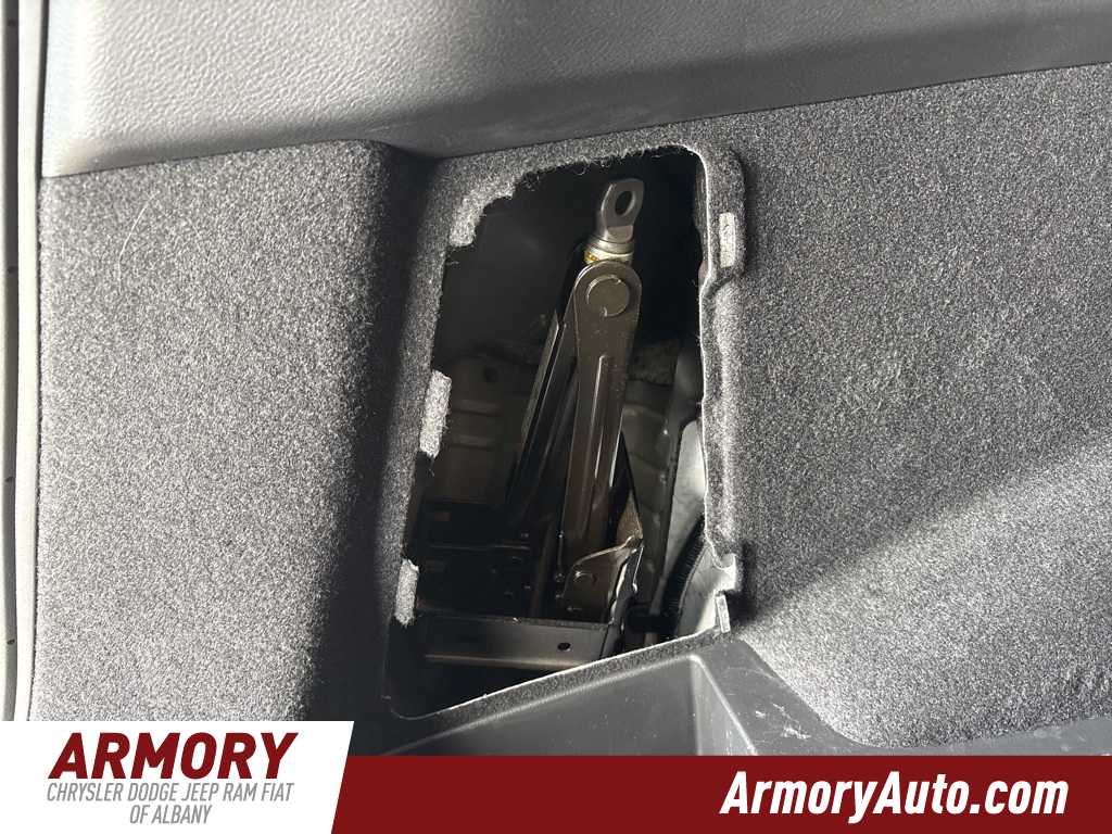 Thumbnail: 2022 Nissan Rogue - 28