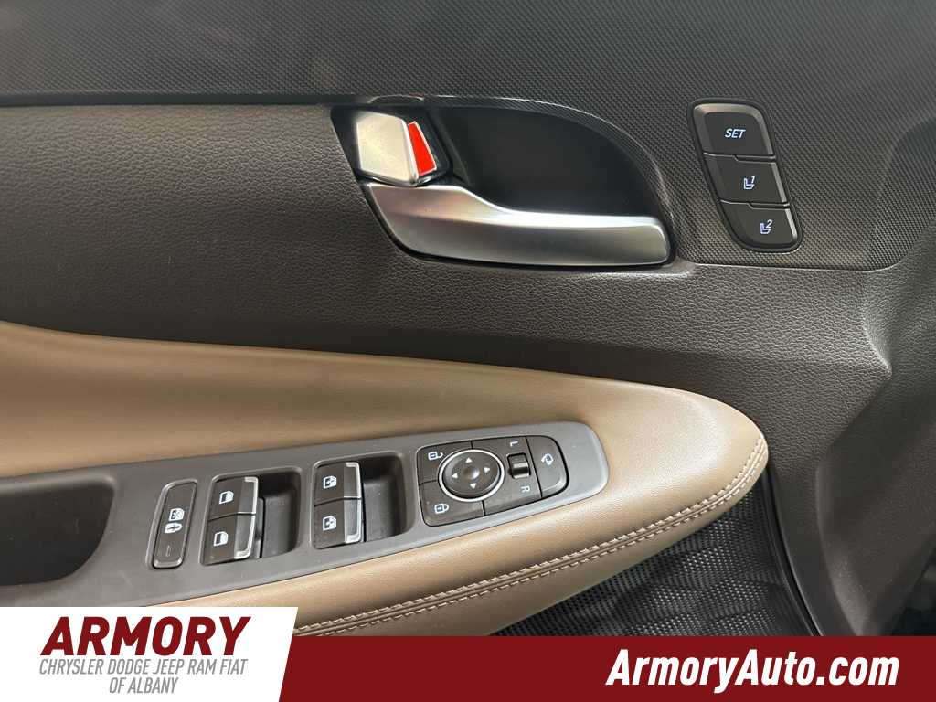 Thumbnail: 2023 Hyundai Santa Fe - 8