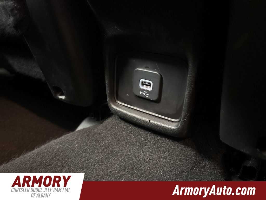 Thumbnail: 2020 Jeep Compass - 32