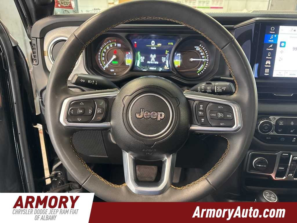 2024 Jeep Wrangler Sahara 13