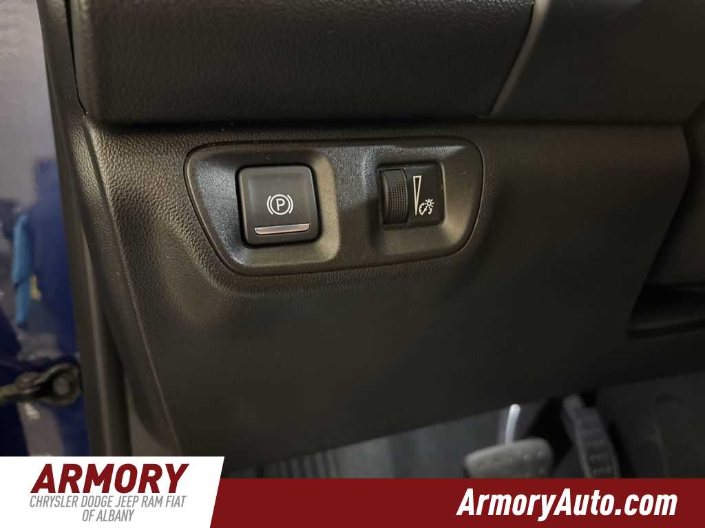 Thumbnail: 2023 GMC Acadia - 12