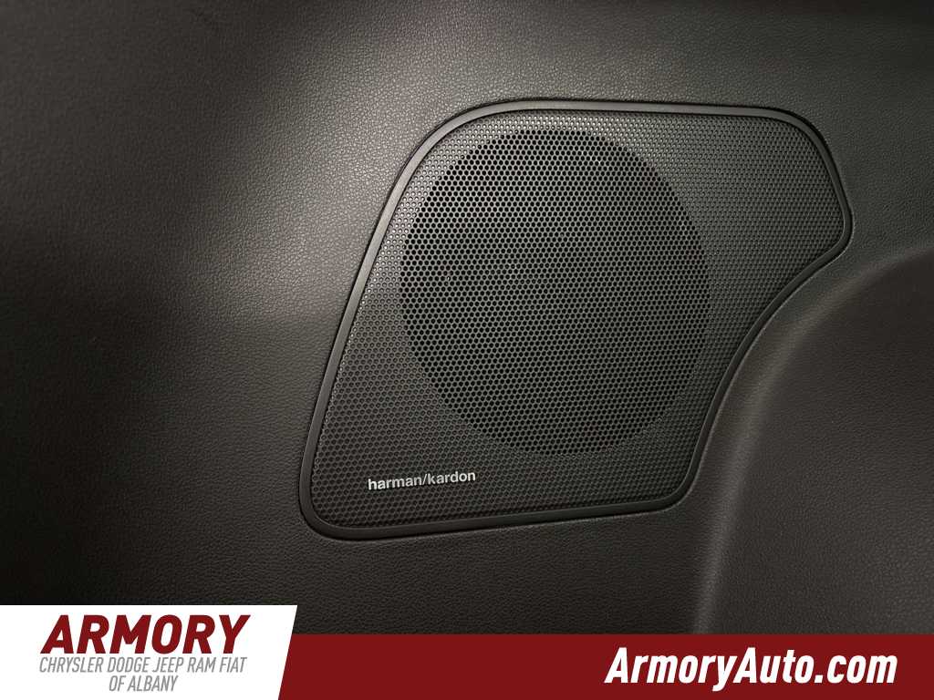 Thumbnail: 2023 Hyundai Santa Fe - 30