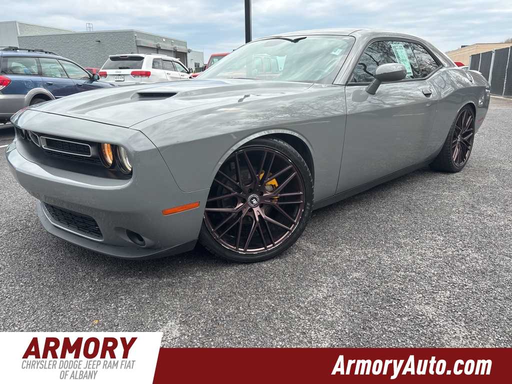 2019 Dodge Challenger SXT -
                  Albany, NY