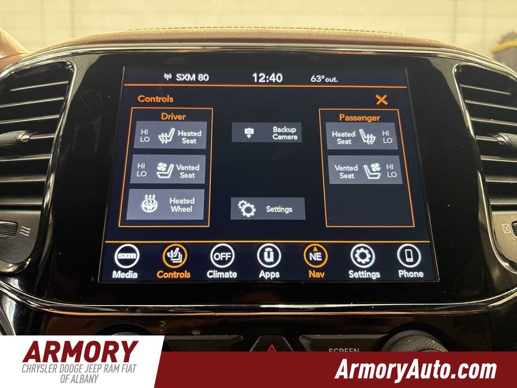 Thumbnail: 2020 Jeep Grand Cherokee - 24