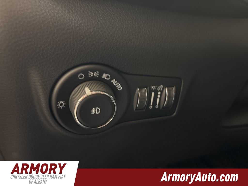 Thumbnail: 2026 Jeep Compass - 10