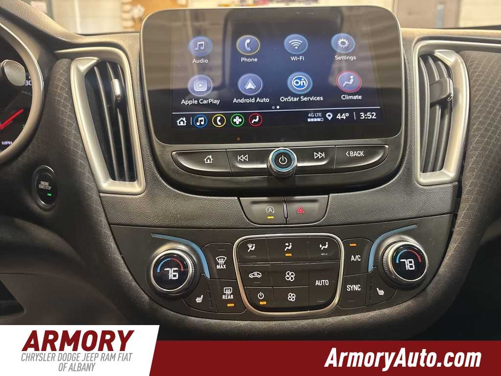 Thumbnail: 2023 Chevrolet Malibu - 18