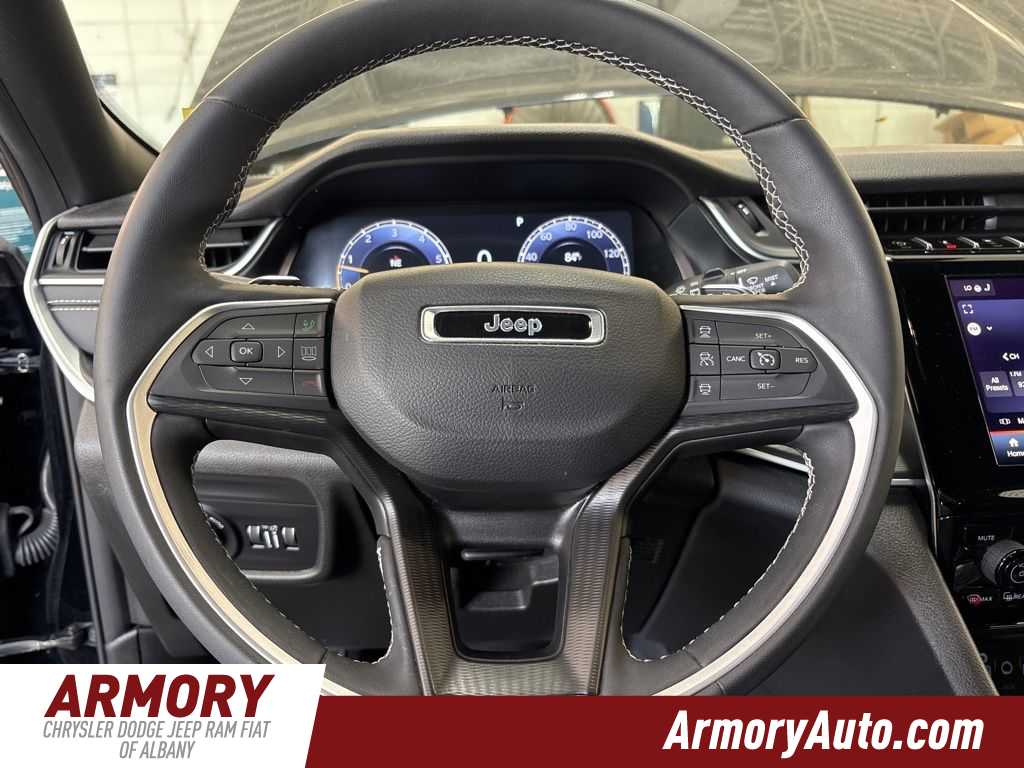 Thumbnail: 2023 Jeep Grand Cherokee - 13