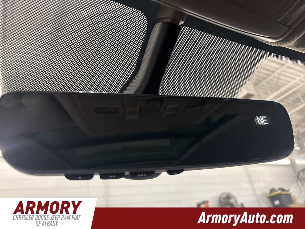 Thumbnail: 2022 Volkswagen Atlas - 23