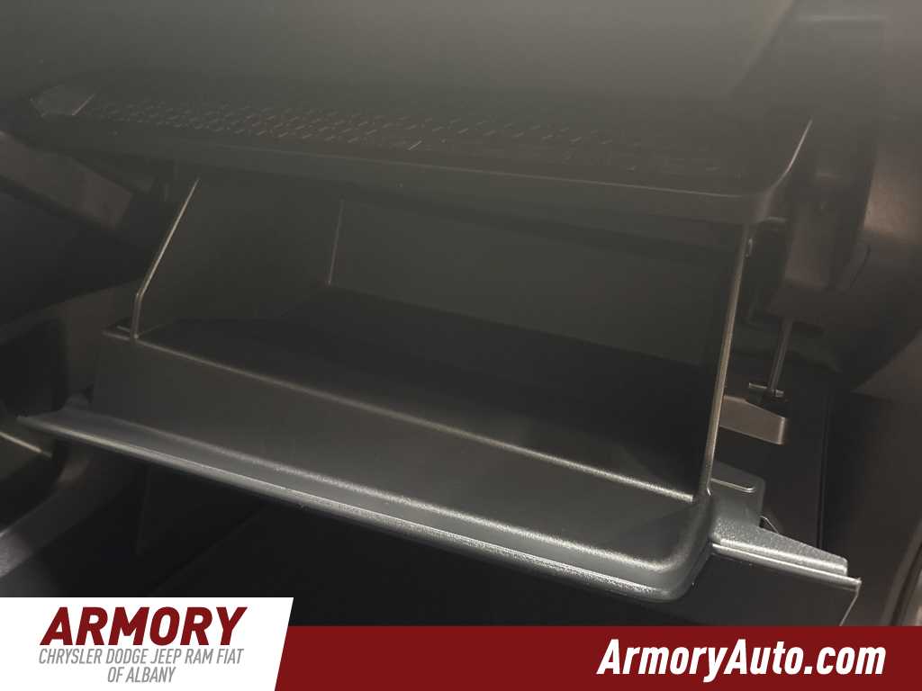 Thumbnail: 2024 Nissan Pathfinder - 42