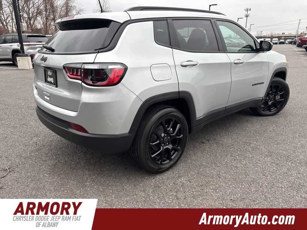 Thumbnail: 2026 Jeep Compass - 4