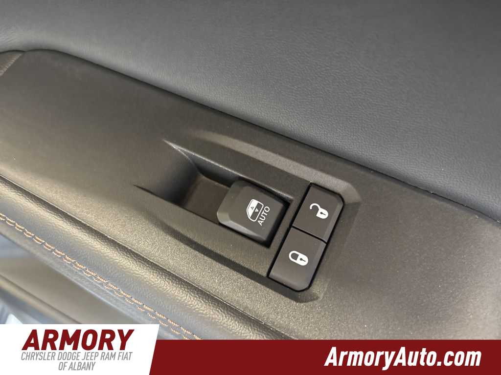 Thumbnail: 2026 Jeep Cherokee - 39