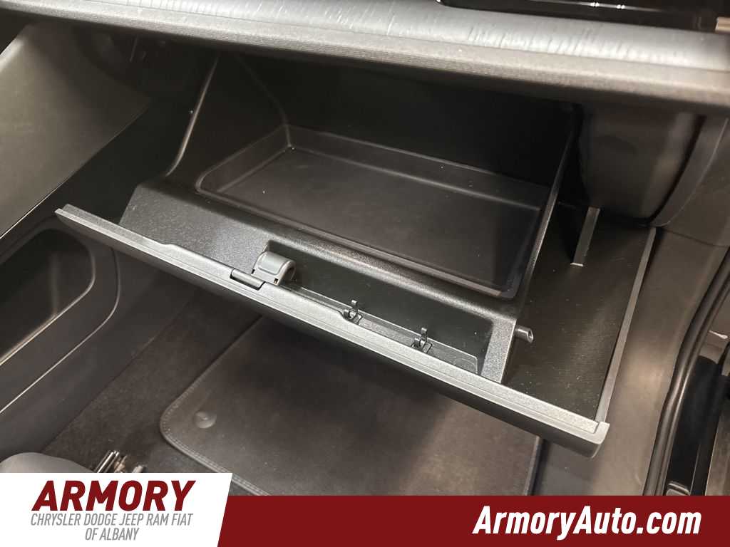 Thumbnail: 2021 Polestar 2 - 44