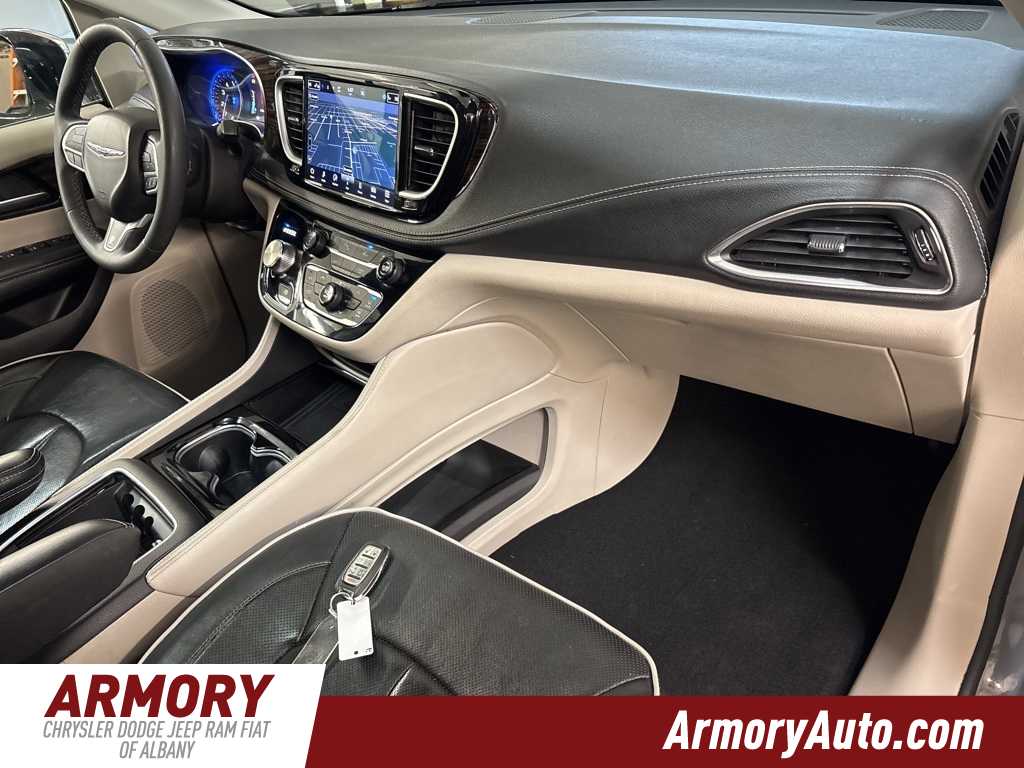 Thumbnail: 2023 Chrysler Pacifica - 39