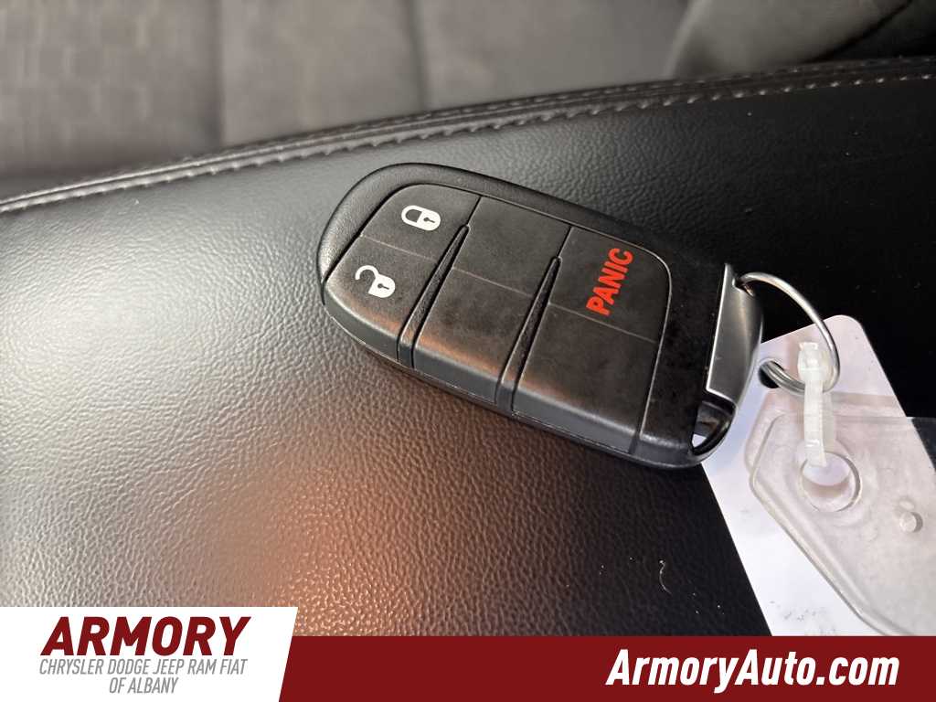 Thumbnail: 2014 Jeep Grand Cherokee - 22