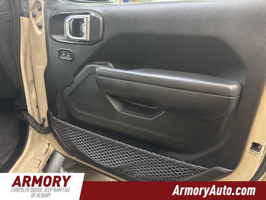 Thumbnail: 2022 Jeep Wrangler - 36