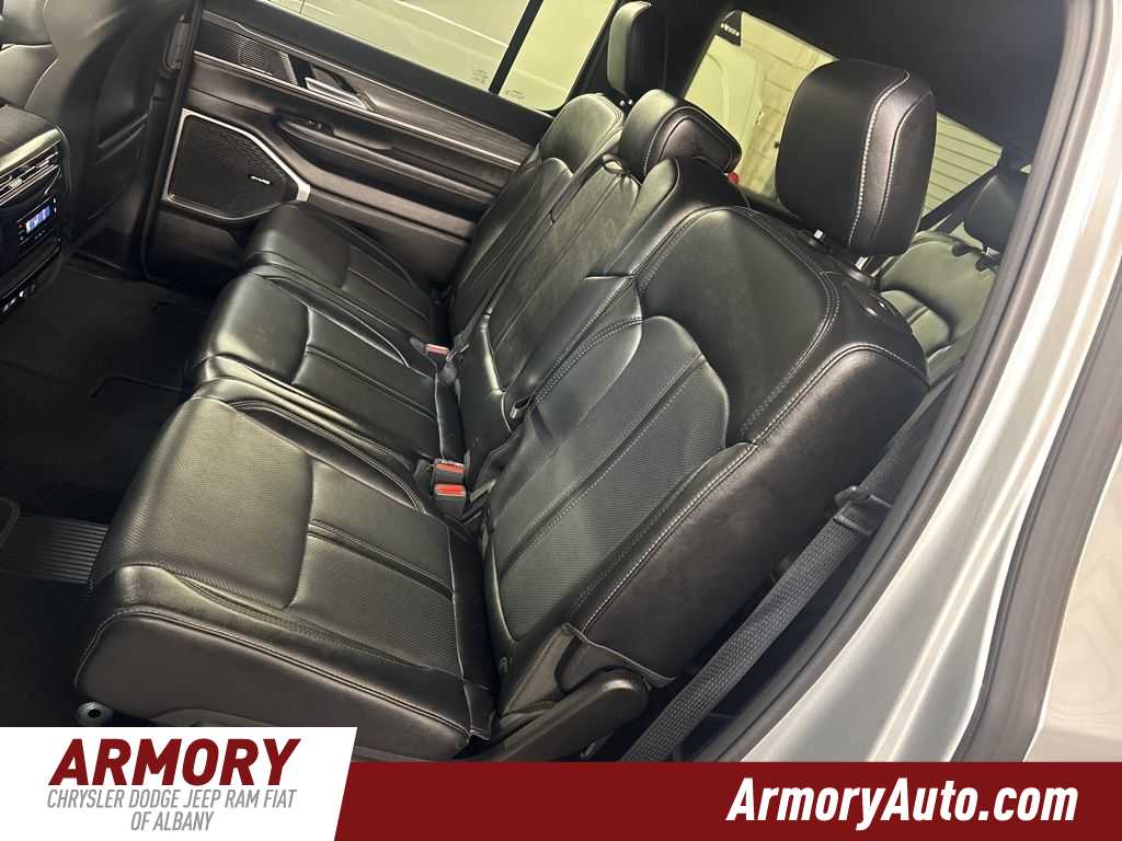 Thumbnail: 2024 Jeep Wagoneer - 33