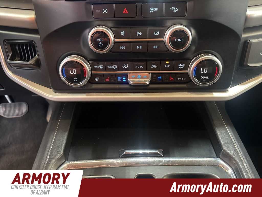 Thumbnail: 2024 Ford Expedition MAX - 18