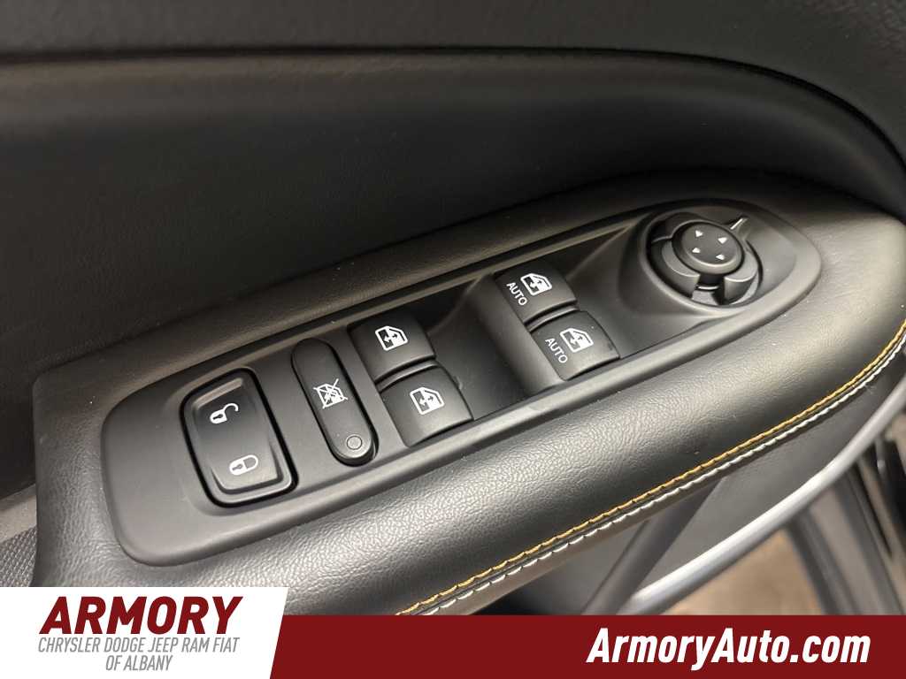 Thumbnail: 2018 Jeep Compass - 8