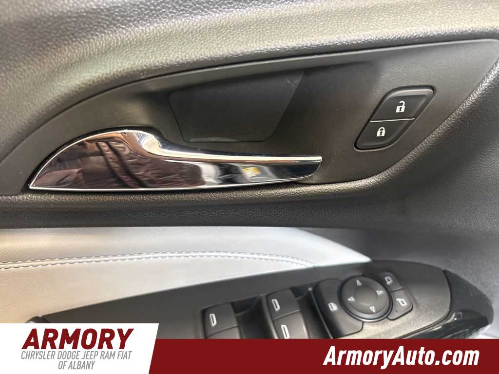 Thumbnail: 2025 Chevrolet Trax - 9