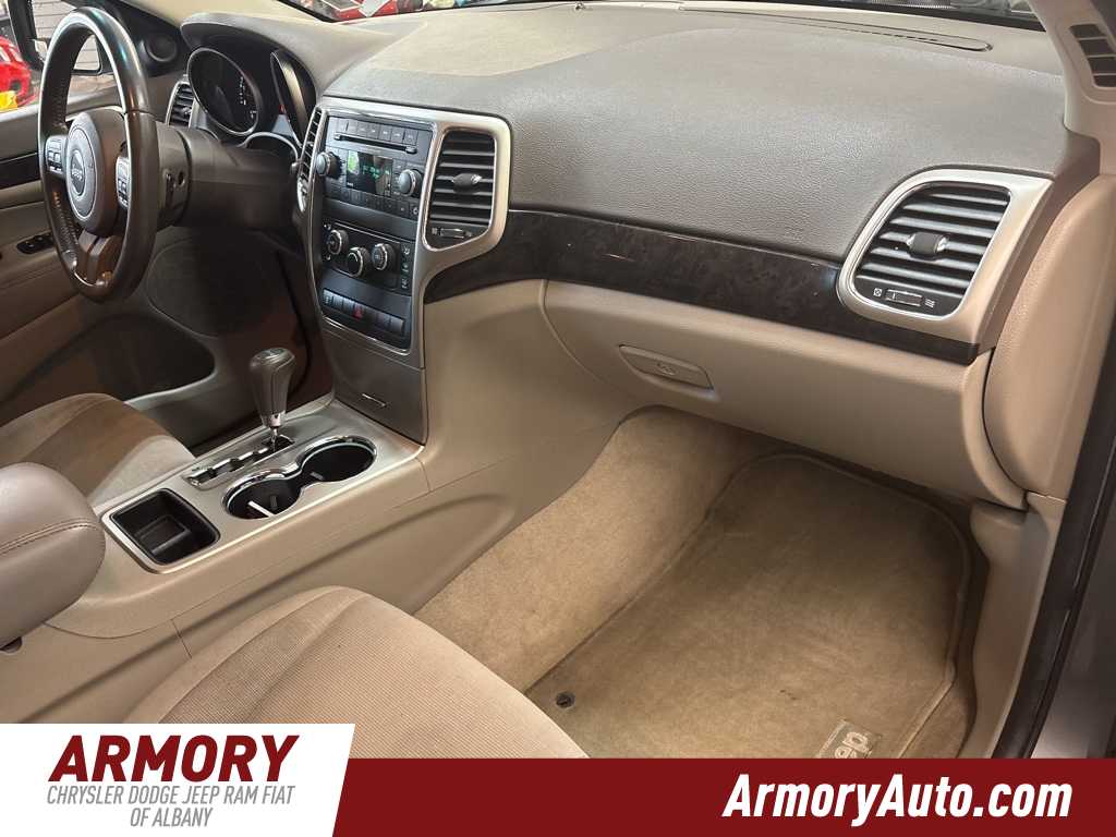 Thumbnail: 2013 Jeep Grand Cherokee - 39