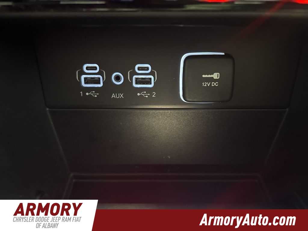 Thumbnail: 2023 Jeep Grand Cherokee L - 20