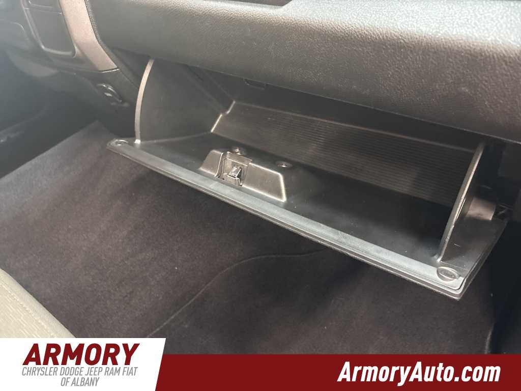 Thumbnail: 2019 RAM 1500 Classic - 35