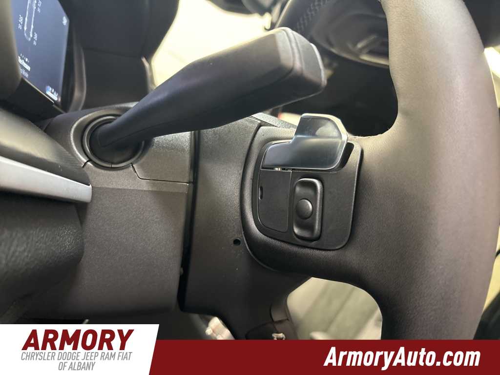 Thumbnail: 2025 Jeep Grand Cherokee - 11