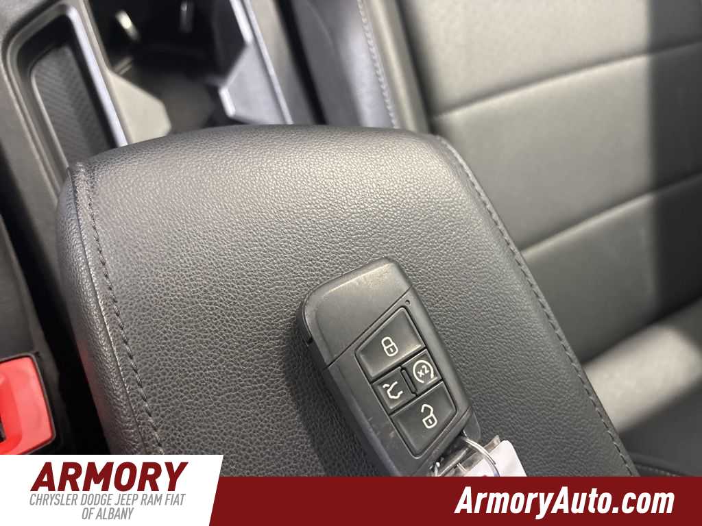 Thumbnail: 2018 Volkswagen Tiguan - 23