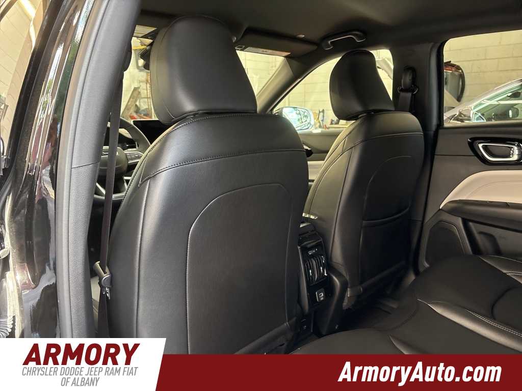 Thumbnail: 2025 Jeep Compass - 20