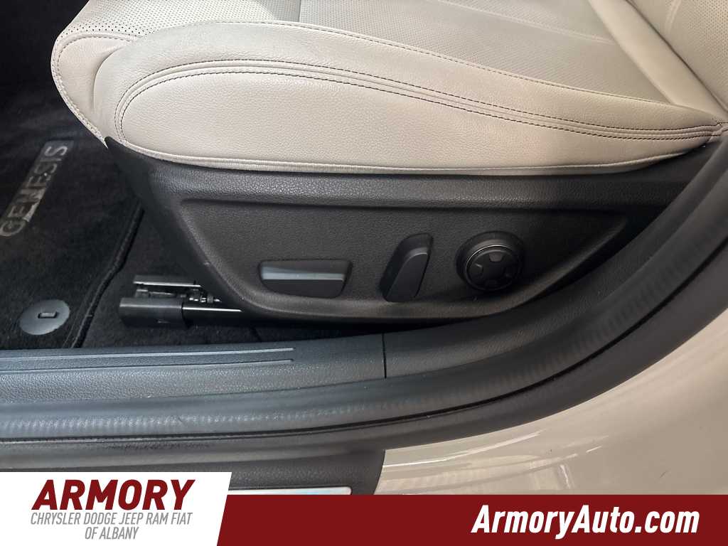 Thumbnail: 2024 Genesis G70 - 11