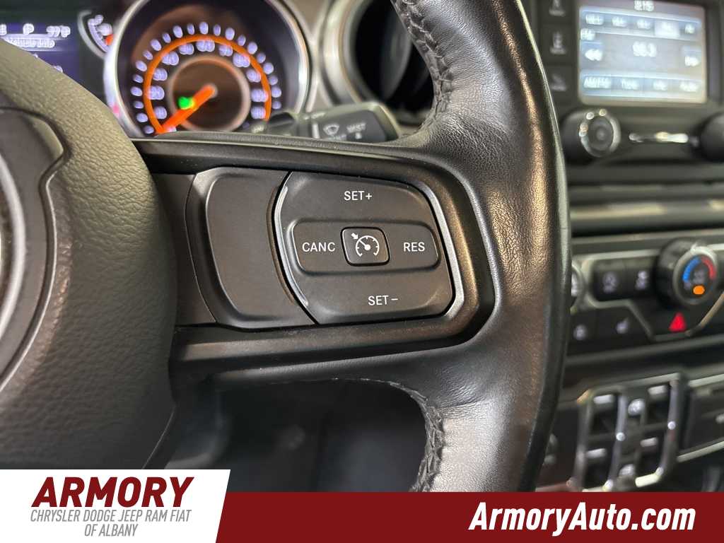 Thumbnail: 2019 Jeep Wrangler - 16