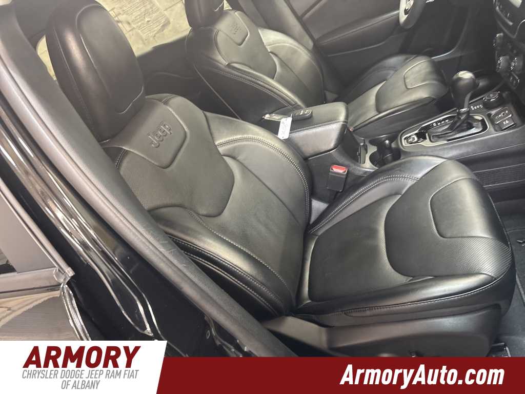 Thumbnail: 2023 Jeep Cherokee - 38