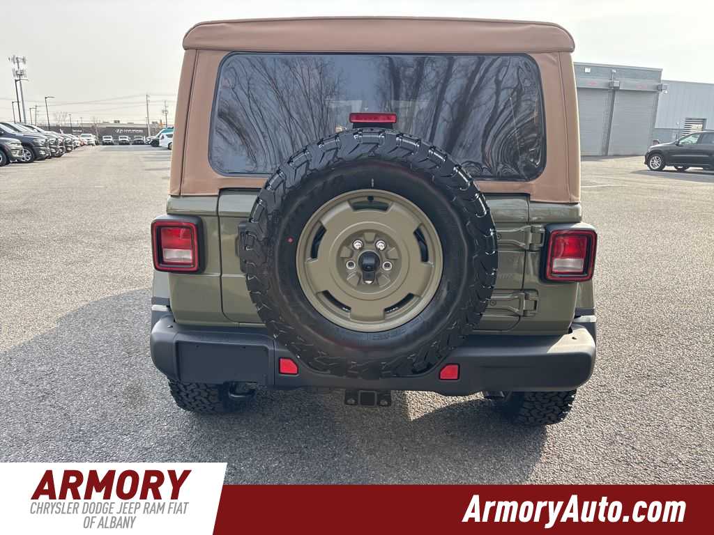 Thumbnail: 2026 Jeep Wrangler - 5