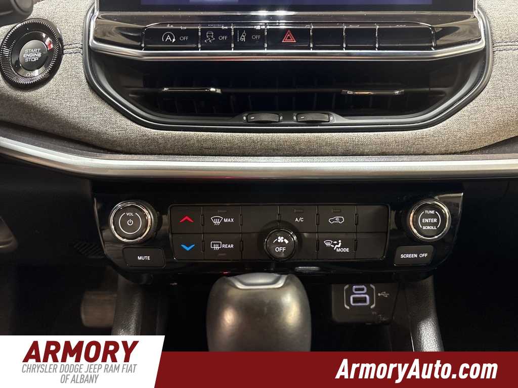 Thumbnail: 2024 Jeep Compass - 18